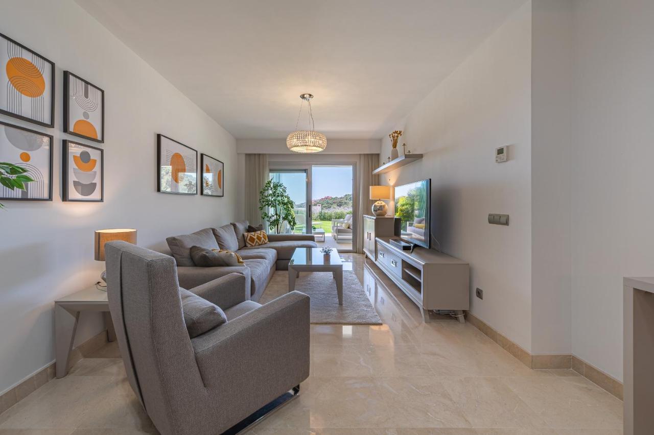 Garten Appartment In La Floresta - La Mairena Ojen Luaran gambar