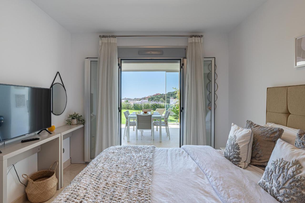 Garten Appartment In La Floresta - La Mairena Ojen Luaran gambar