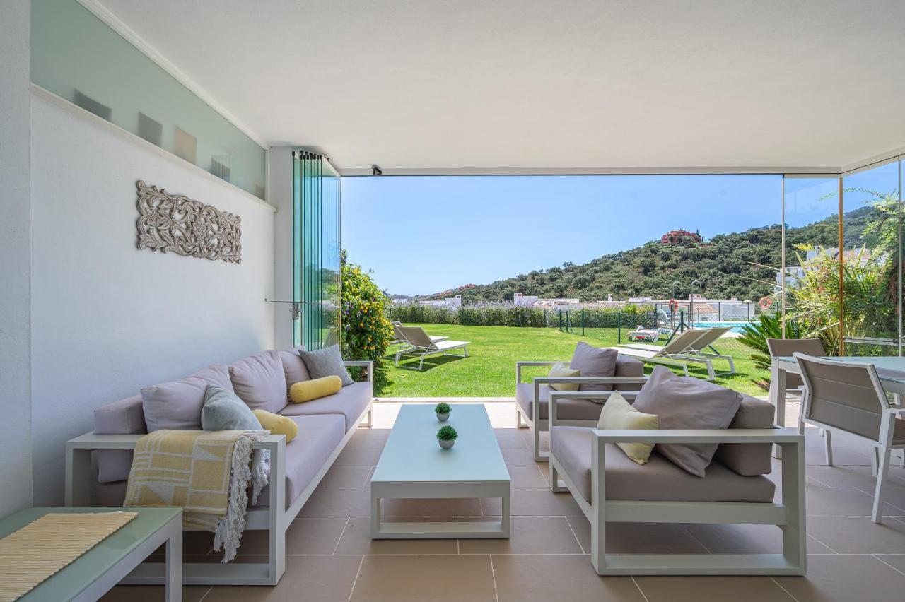 Garten Appartment In La Floresta - La Mairena Ojen Luaran gambar