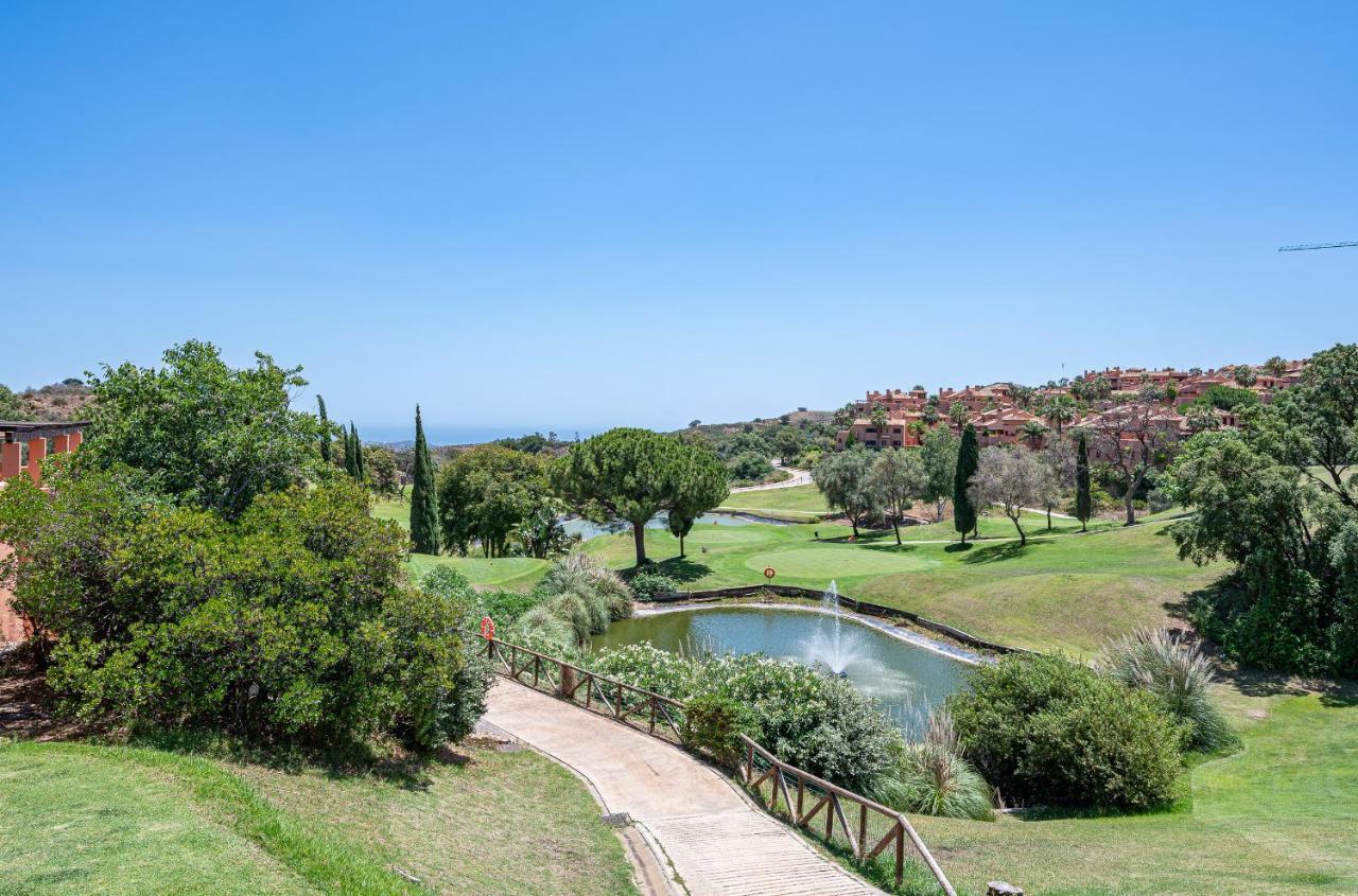 Garten Appartment In La Floresta - La Mairena Ojen Luaran gambar